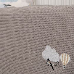 ΒΙΟΚΑΡΠΕΤ Naf Naf Little Ballons 305 - White Grey βρεφική πικέ κουβέρτα