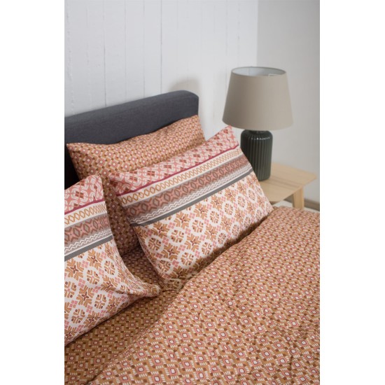 HOME Nordic 856 Lampeter Cayenne Bedspread