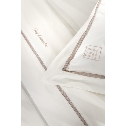 GUY LAROCHE SHEETS BLEND AMETHYST-IVORY 270X280 SET 4 PCS GUY LAROCHE SHEETS BLEND AMETHYST-IVORY 270X280 SET 4 PCS