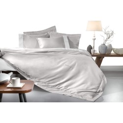 GUY LAROCHE DUVET COVER COTTON SATIN QUEEN SIZE WITH 2 PILLOW CASES SILKY SILVER SET 3 PCS GUY LAROCHE DUVET COVER COTTON SATIN QUEEN SIZE WITH 2 PILLOW CASES SILKY SILVER SET 3 PCS
