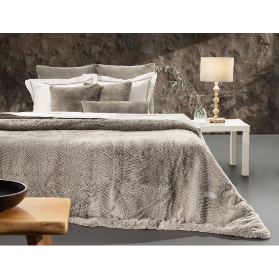 GUY LAROCHE Blanket Crusty Mink 220x240 GIFT decorative pillow