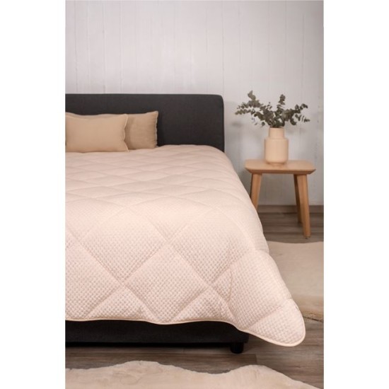 NAF NAF LUXURY FURRY BLANKET – Cream - 67138 NAF NAF LUXURY FURRY BLANKET – Cream